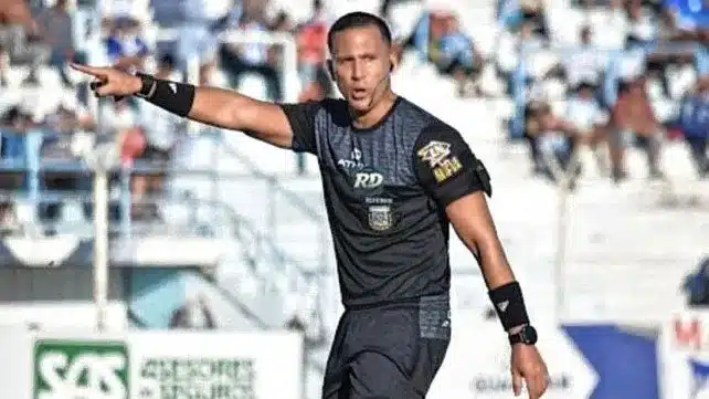 Bruno Amiconi, árbitro designado para el partido entre Quilmes y Midland por la Primera Nacional.