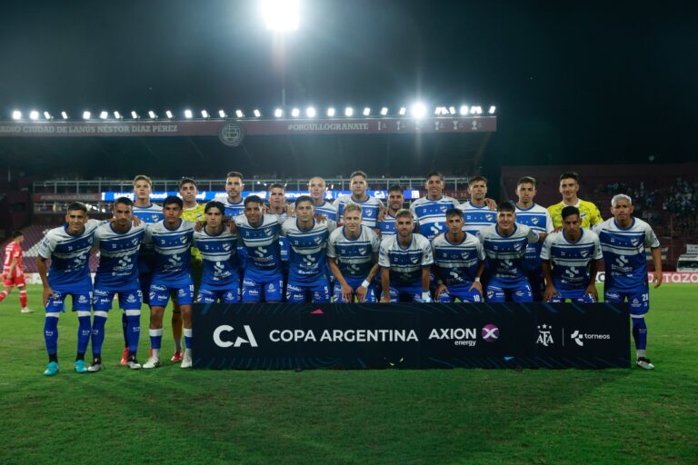 Formación del Club Atlético Midland el 21 de enero de 2026, previo a eliminar a Argentinos Juniors por penales en los 32avos de final de la Copa Argentina, Estadio Ciudad de Lanús. Créditos: Prensa Copa Argentina